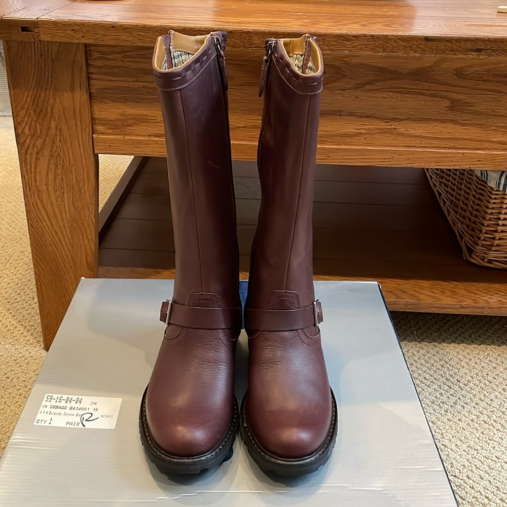 Sebago leather burgundy boots brand new, size 6.5